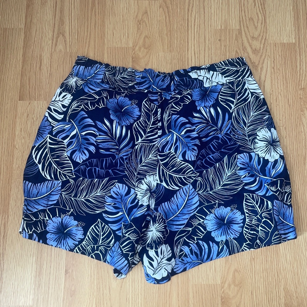 Talbots Blue Nantucket Pull-On Stretch Waist Paperbag 5” Shorts Size Large - Picture 8 of 10